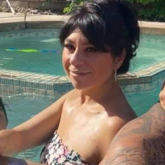 Meet your Posher, Viviana - Picture 7 of 7